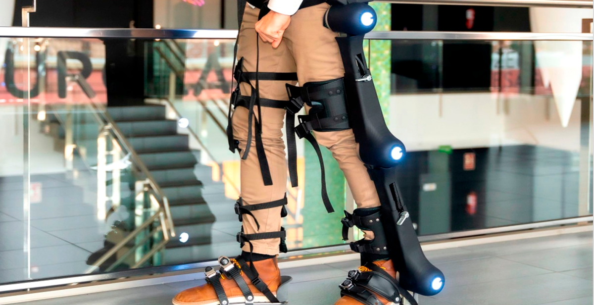 The Exoskeleton Revolution in 2025: How AI-Powered "Human Upgrades" Are Conquering Mountains and Markets