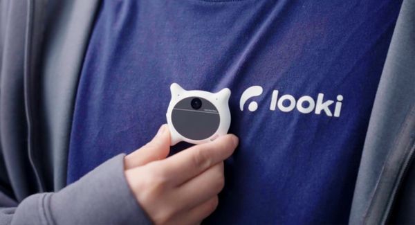 Would You Let an AI Wear Your Life? How Influencers Sell Digital Memory